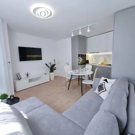 Apartment Nova *